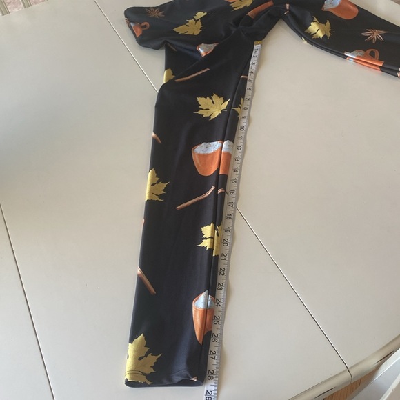 NWOT GOLDSHEEP Fall Leggings Full Length - Picture 9 of 10